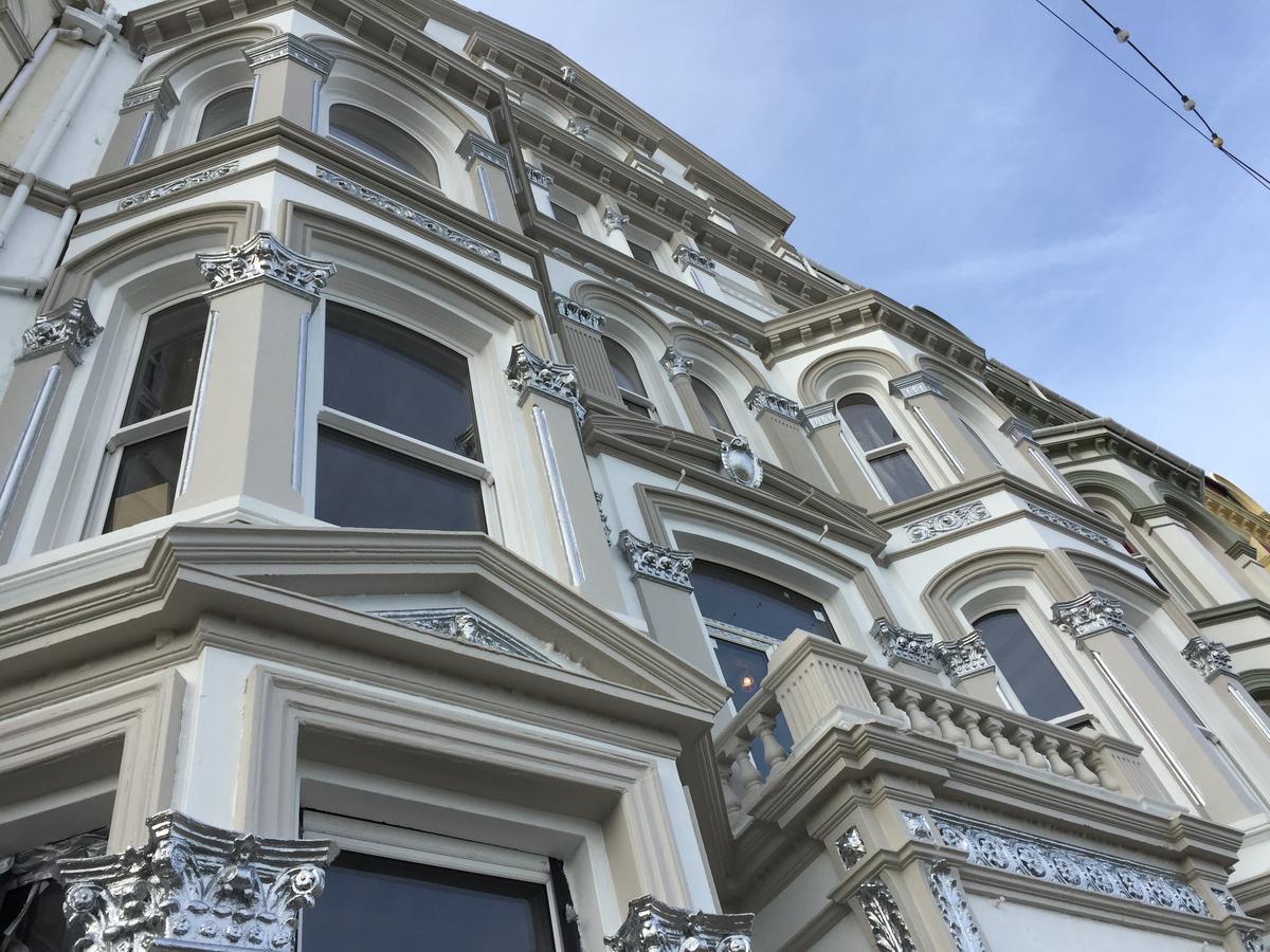 Halvard Hotel Douglas Exterior foto